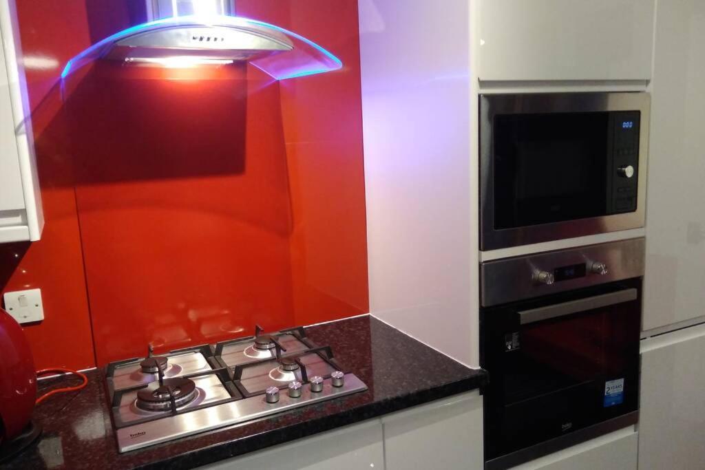The Cottage - Hot Tub - Nr Glasgow - Self Check-In Coatbridge Eksteriør bilde